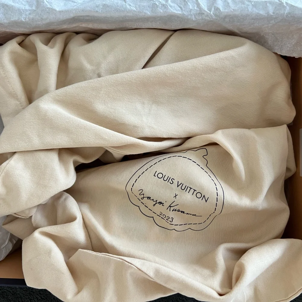 Louis Vuitton White and Green Athletic Shoes - Picture 11 of 12